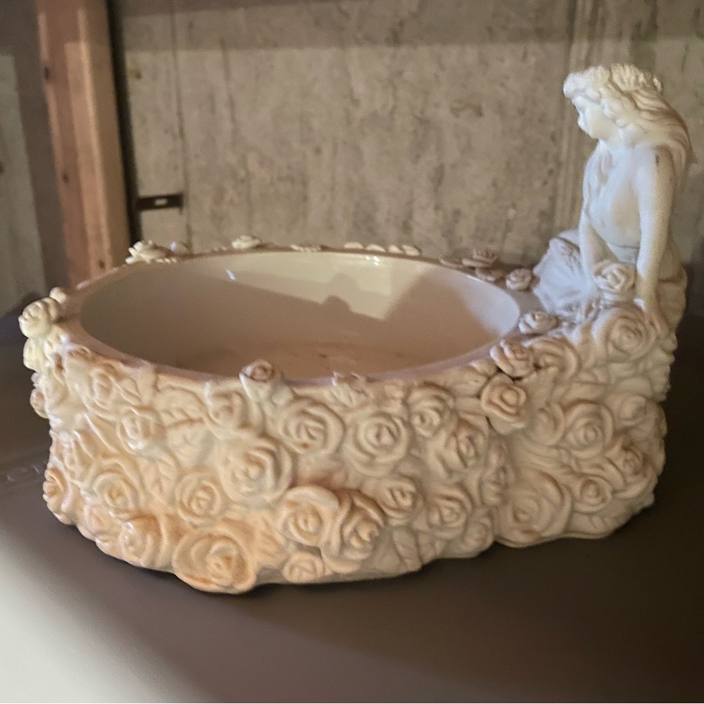 Ceramic votive/candle floater holder